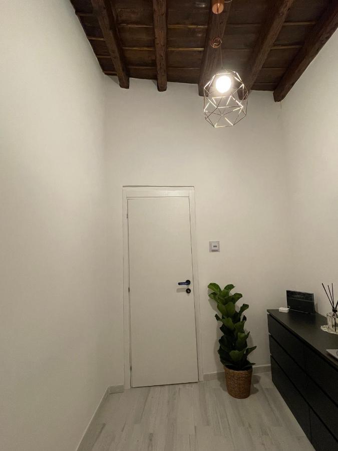 Arco Di Levante Alle Colonne Μπάρι Εξωτερικό φωτογραφία